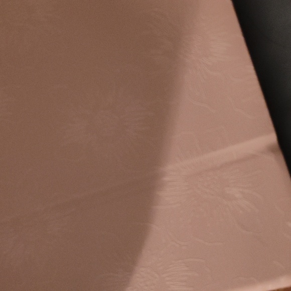 Kate Spade Pink magnetic tablet case 10" By 7" Magnetic Closure - Picture 8 of 8